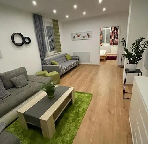 Rr-Rooms Ferienwohnung