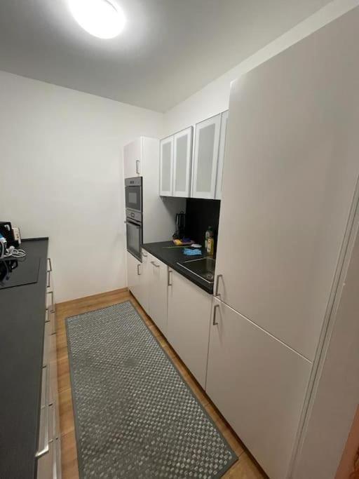 Rr-rooms Apartment *